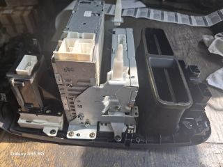 bontott TOYOTA AVENSIS T22 Középkonzol Vezérlő Panel