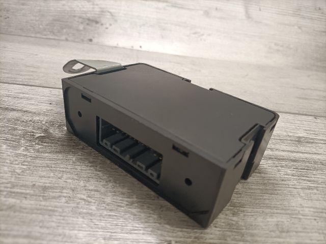 bontott TOYOTA AVENSIS T22 Lámpa Vezérlő