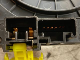 bontott TOYOTA AVENSIS T22 Légzsák Átvezető Szalagkábel