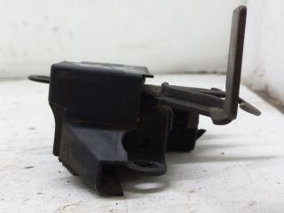 bontott TOYOTA AVENSIS T22 Motorháztető Zárszerkezet