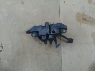 bontott TOYOTA AVENSIS T22 Motorháztető Zárszerkezet