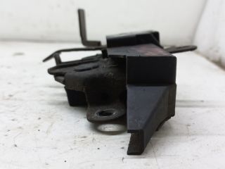 bontott TOYOTA AVENSIS T22 Motorháztető Zárszerkezet