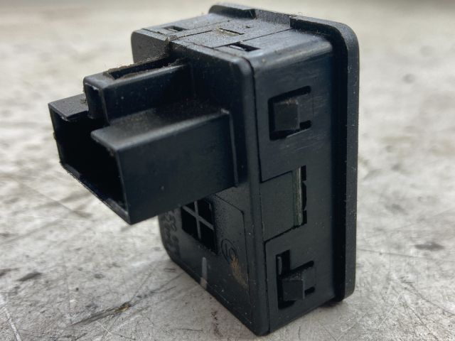 bontott TOYOTA AVENSIS T22 Tükör Kapcsoló