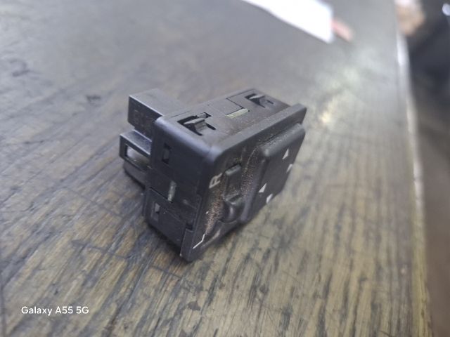 bontott TOYOTA AVENSIS T22 Tükör Kapcsoló