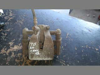 bontott TOYOTA AVENSIS T25 Bal hátsó Féknyereg Munkahengerrel