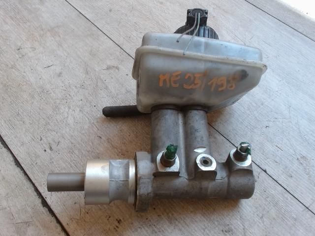 bontott TOYOTA AVENSIS T25 Főfékhenger