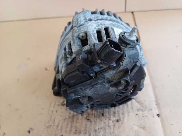 bontott TOYOTA AVENSIS T25 Generátor