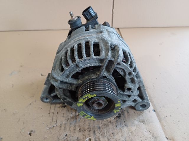 bontott TOYOTA AVENSIS T25 Generátor