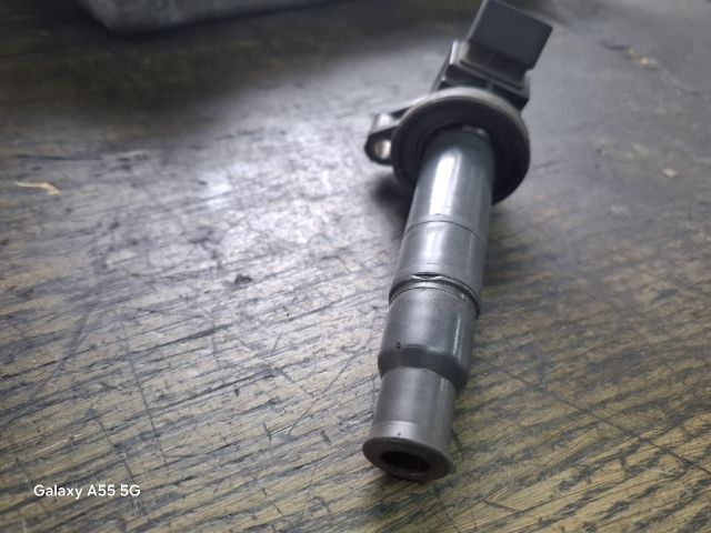 bontott TOYOTA AVENSIS T25 Gyújtótrafó