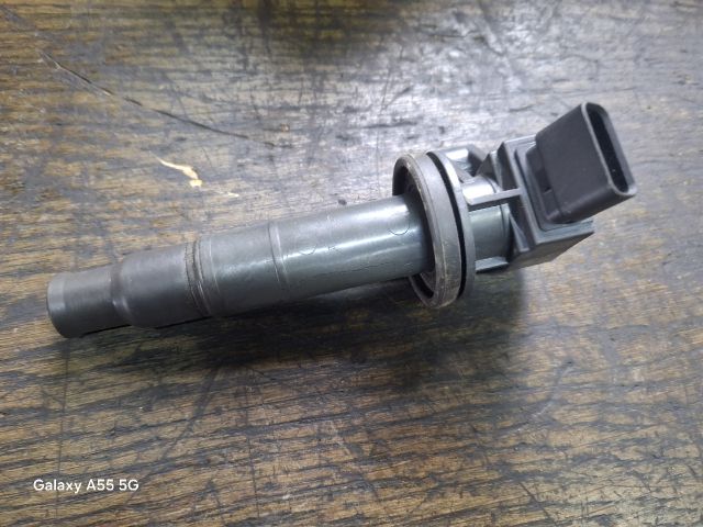 bontott TOYOTA AVENSIS T25 Gyújtótrafó