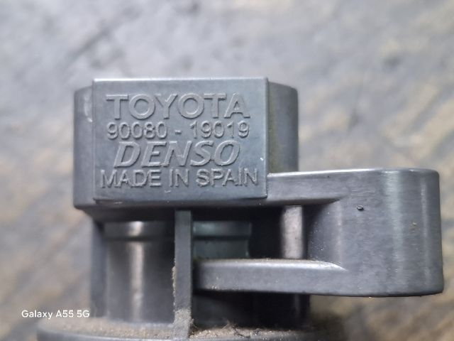 bontott TOYOTA AVENSIS T25 Gyújtótrafó