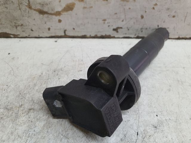 bontott TOYOTA AVENSIS T25 Gyújtótrafó