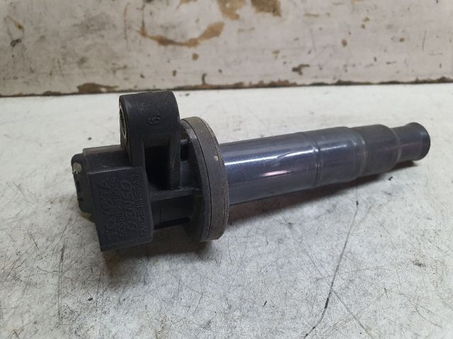 bontott TOYOTA AVENSIS T25 Gyújtótrafó