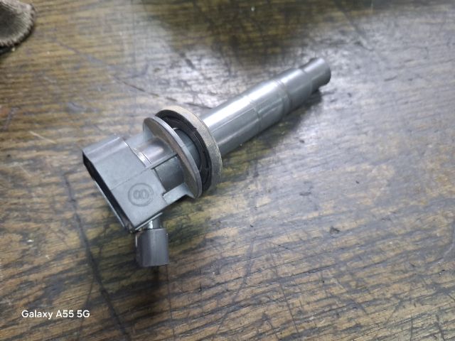 bontott TOYOTA AVENSIS T25 Gyújtótrafó