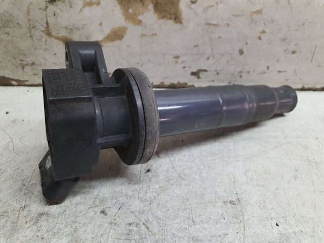 bontott TOYOTA AVENSIS T25 Gyújtótrafó