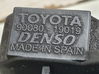 bontott TOYOTA AVENSIS T25 Gyújtótrafó