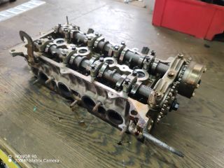 bontott TOYOTA AVENSIS T25 Hengerfej