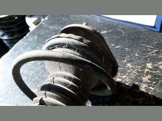 bontott TOYOTA AVENSIS T25 Jobb első Gólyaláb (Lengécsillapító, Rugó)