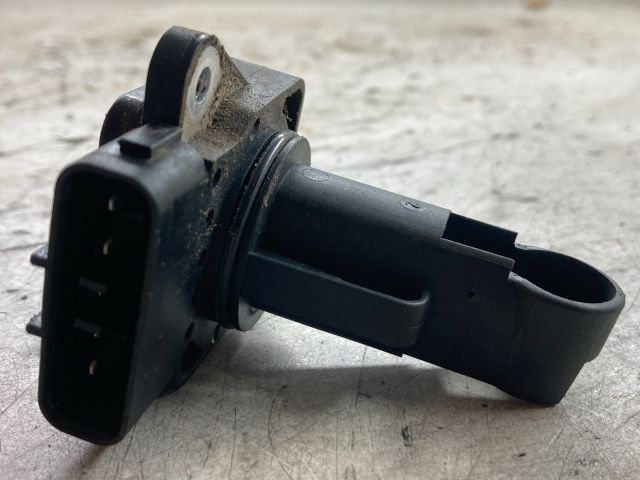 bontott TOYOTA AVENSIS T25 Légtömegmérő