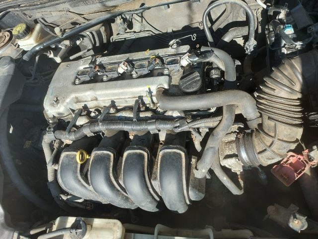 bontott TOYOTA AVENSIS T25 Motor (Fűzött blokk hengerfejjel)