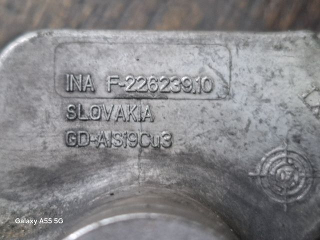 bontott TOYOTA AVENSIS T25 Szíjfeszítő Görgő