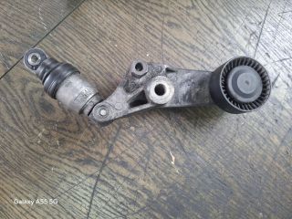 bontott TOYOTA AVENSIS T25 Szíjfeszítő Görgő