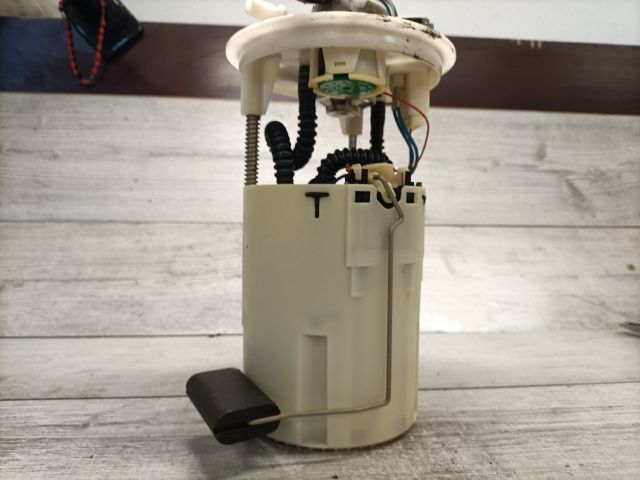 bontott TOYOTA AVENSIS T25 Üzemanyag Szivattyú