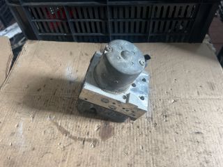 bontott TOYOTA AVENSIS T25 ABS Kocka