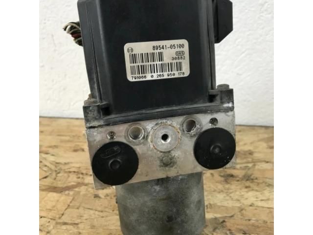 bontott TOYOTA AVENSIS T25 ABS Kocka