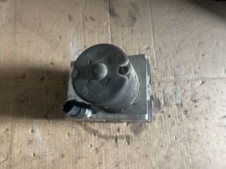 bontott TOYOTA AVENSIS T25 ABS Kocka