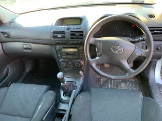 bontott TOYOTA AVENSIS T25 Bal hátsó Féknyereg Munkahengerrel