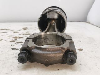 bontott TOYOTA AVENSIS T25 Dugattyú és Hajtókar