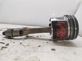 bontott TOYOTA AVENSIS T25 Dugattyú és Hajtókar