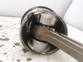 bontott TOYOTA AVENSIS T25 Dugattyú és Hajtókar