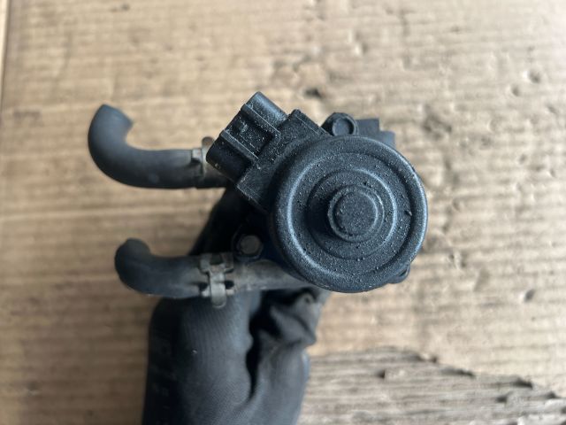bontott TOYOTA AVENSIS T25 EGR / AGR Szelep