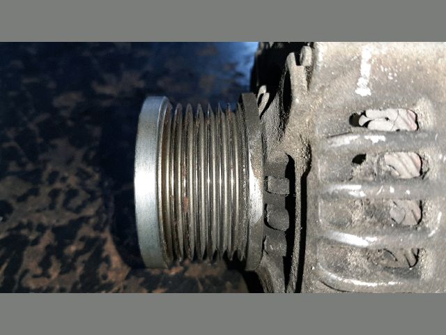 bontott TOYOTA AVENSIS T25 Generátor