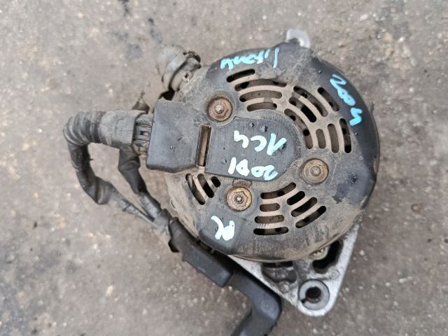 bontott TOYOTA AVENSIS T25 Generátor