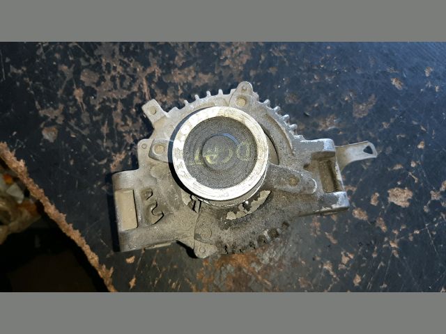 bontott TOYOTA AVENSIS T25 Generátor