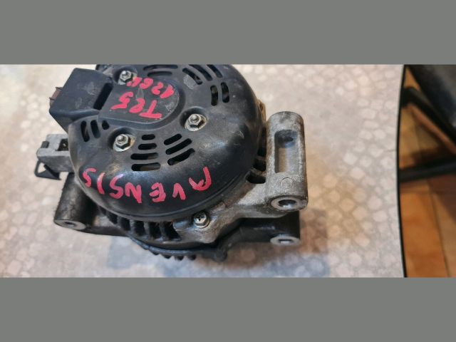 bontott TOYOTA AVENSIS T25 Generátor