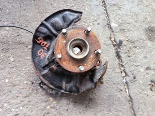 bontott TOYOTA AVENSIS T25 Jobb első Csonkállvány Kerékaggyal