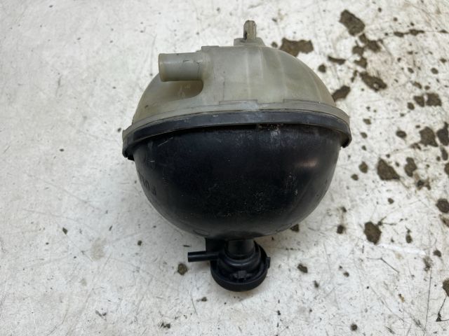 bontott TOYOTA AVENSIS T25 Kiegyenlítő Tartály