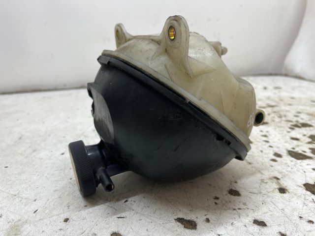 bontott TOYOTA AVENSIS T25 Kiegyenlítő Tartály