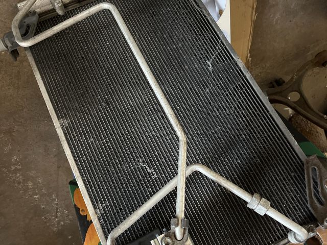 bontott TOYOTA AVENSIS T25 Klímahűtő Radiátor