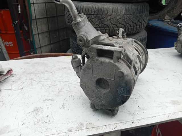 bontott TOYOTA AVENSIS T25 Klímakompresszor