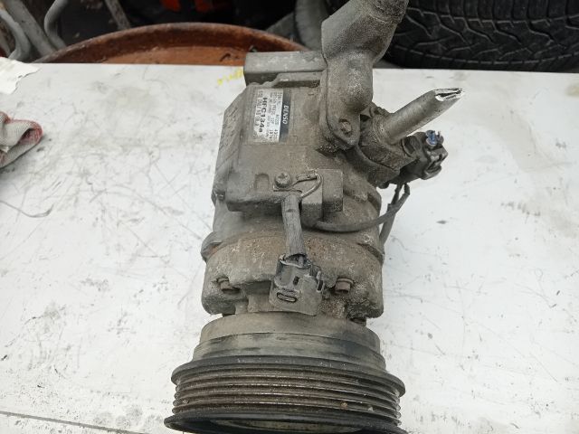 bontott TOYOTA AVENSIS T25 Klímakompresszor