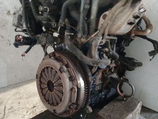 bontott TOYOTA AVENSIS T25 Komplett Motor (Segédberendezésekkel)