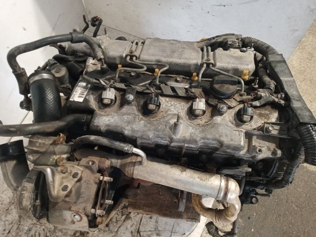 bontott TOYOTA AVENSIS T25 Komplett Motor (Segédberendezésekkel)