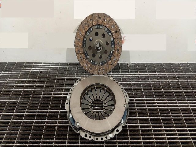 bontott TOYOTA AVENSIS T25 Kuplung Tárcsa