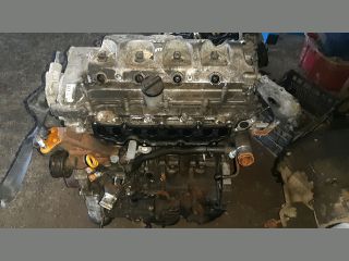 bontott TOYOTA AVENSIS T25 Motor (Fűzött blokk hengerfejjel)