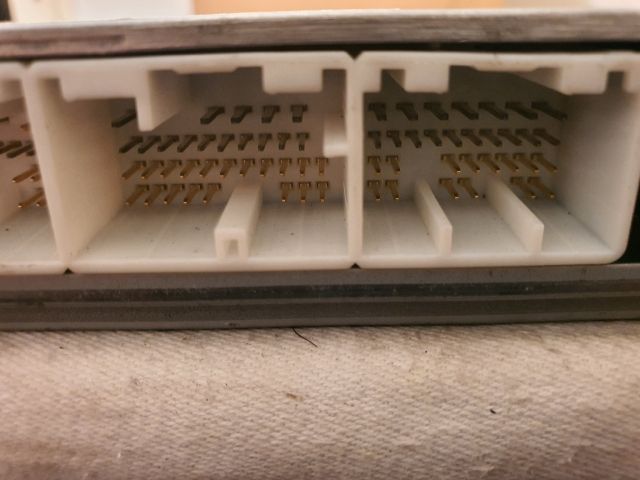 bontott TOYOTA AVENSIS T25 Motorvezérlő